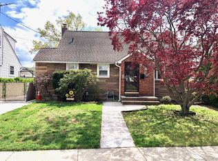 398 Hendrickson Avenue, Valley Stream, NY 11580