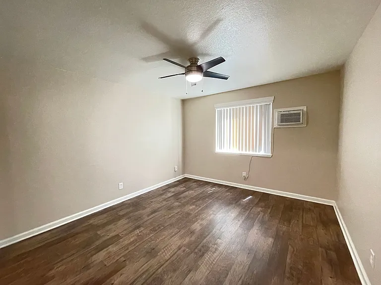 1711 N Street, Sacramento — Photo 16