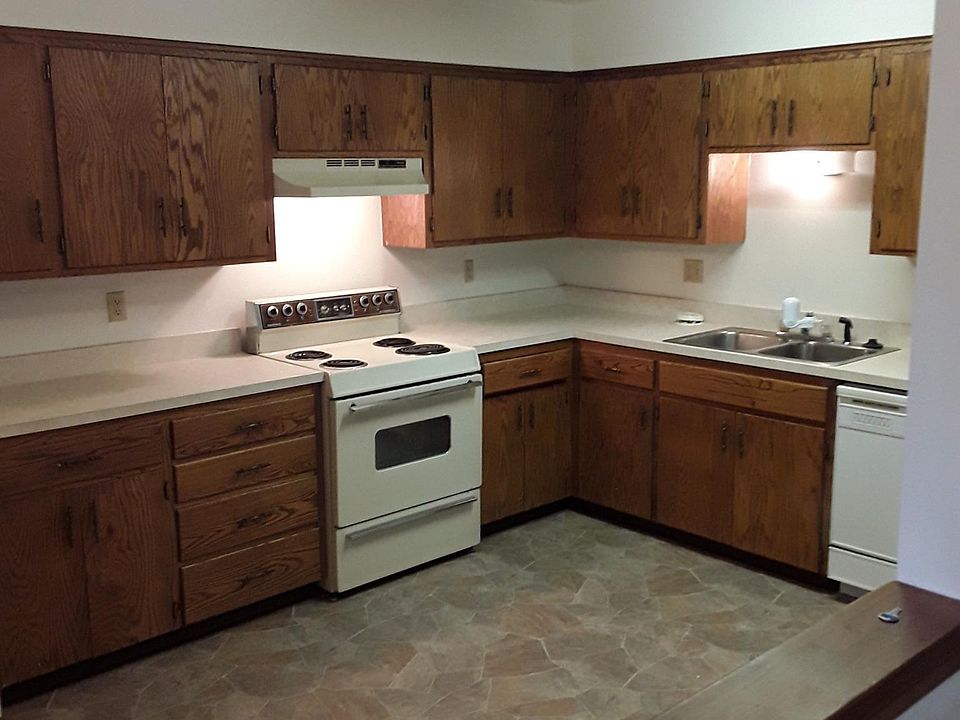 1st image of 4411 Crow Dr