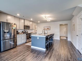 102 Huffman St, Hazel Green, AL 35750