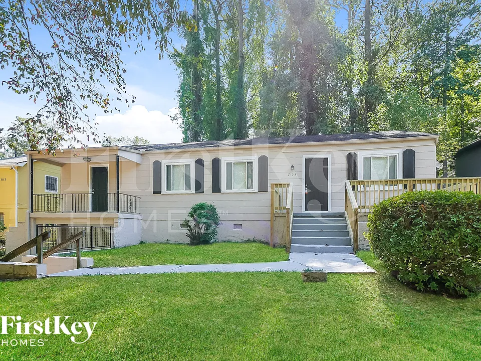2158 Beecher Cir SW