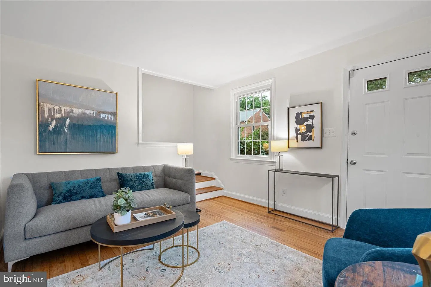 2 bed, 1.0 bath, 864 sqft, $2,800 — Photo 2