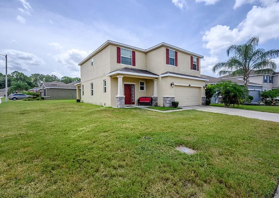1st image of 2802 Holly Bluff Ct