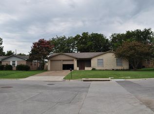 6441 Carousel Dr, Watauga, TX 76148