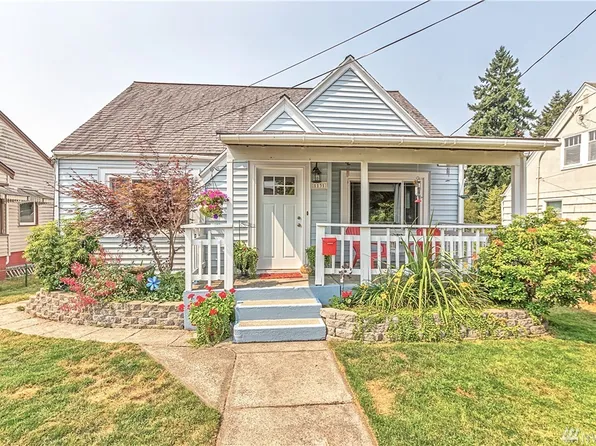1131 Rainier Ave, Bremerton, WA 98312