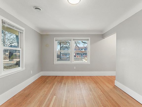 5th image of 1638 Marshall Ave