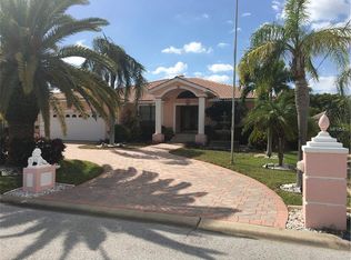 2510 Hibiscus Dr W, Belleair Beach, FL 33786