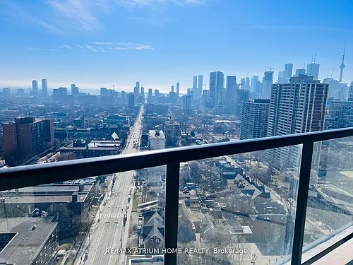 159 Wellesley St E Photo 1