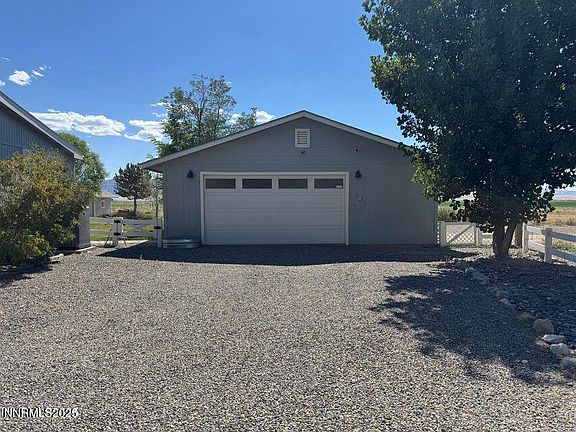 2nd image of 3075 Cougar Ct
