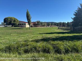 325 Barcus Rd, Ruidoso, NM 88345