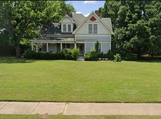 506 S 3rd St, Grandview, TX 76050