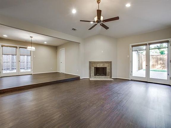 3rd image of 3208 Saint Cloud Ln