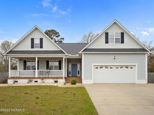 205 Kimberly Court, Newport, NC 28570