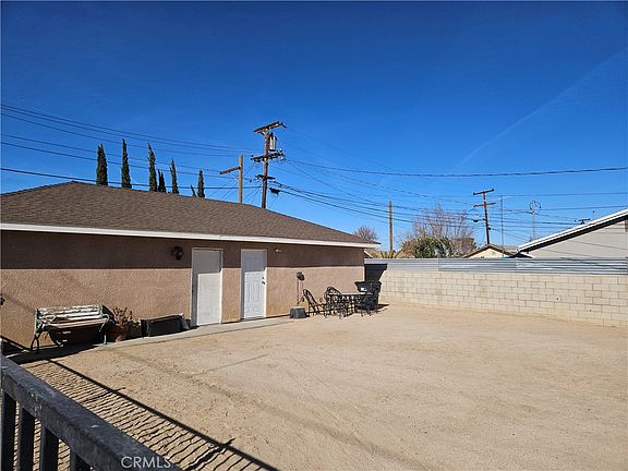 5th image of 45019 Division St #101