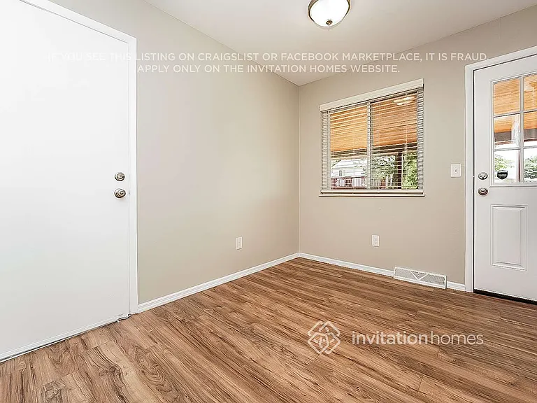 10530 W 106th Pl — Photo 6