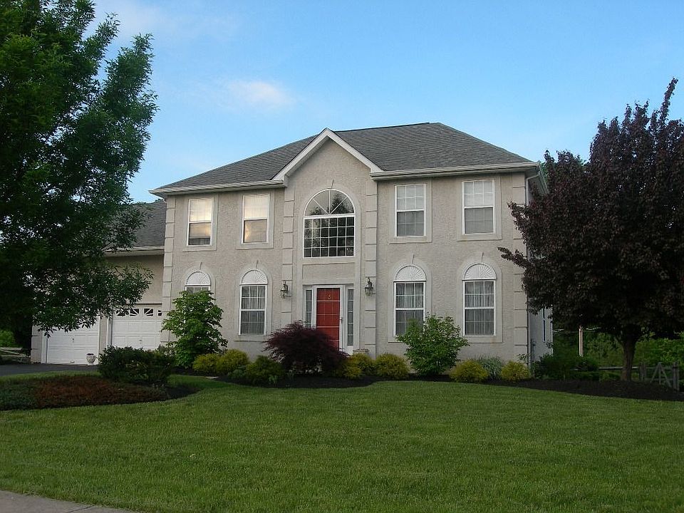 Immaculate colonial
