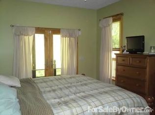 15301 Sassafras Dr, Cresaptown, MD 21502