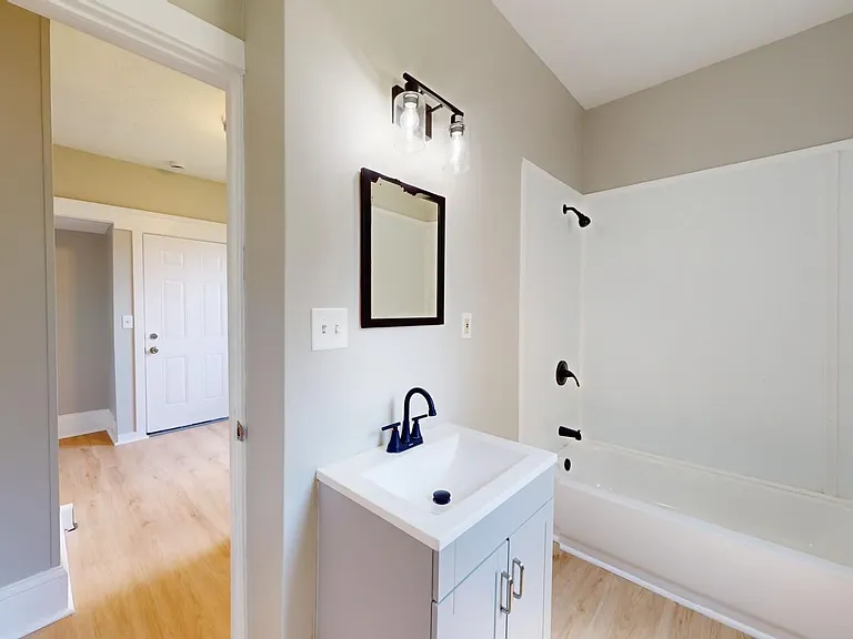 2053 W 99th St — Photo 31