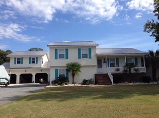 109 Riverside Ave, Morehead City, NC 28557