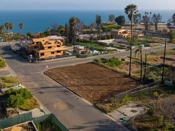 501 Salerno Dr, Pacific Palisades, CA 90272
