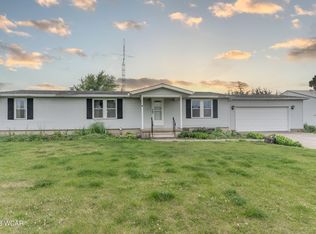 18211 Hardin Wapak Rd, Botkins, OH 45306