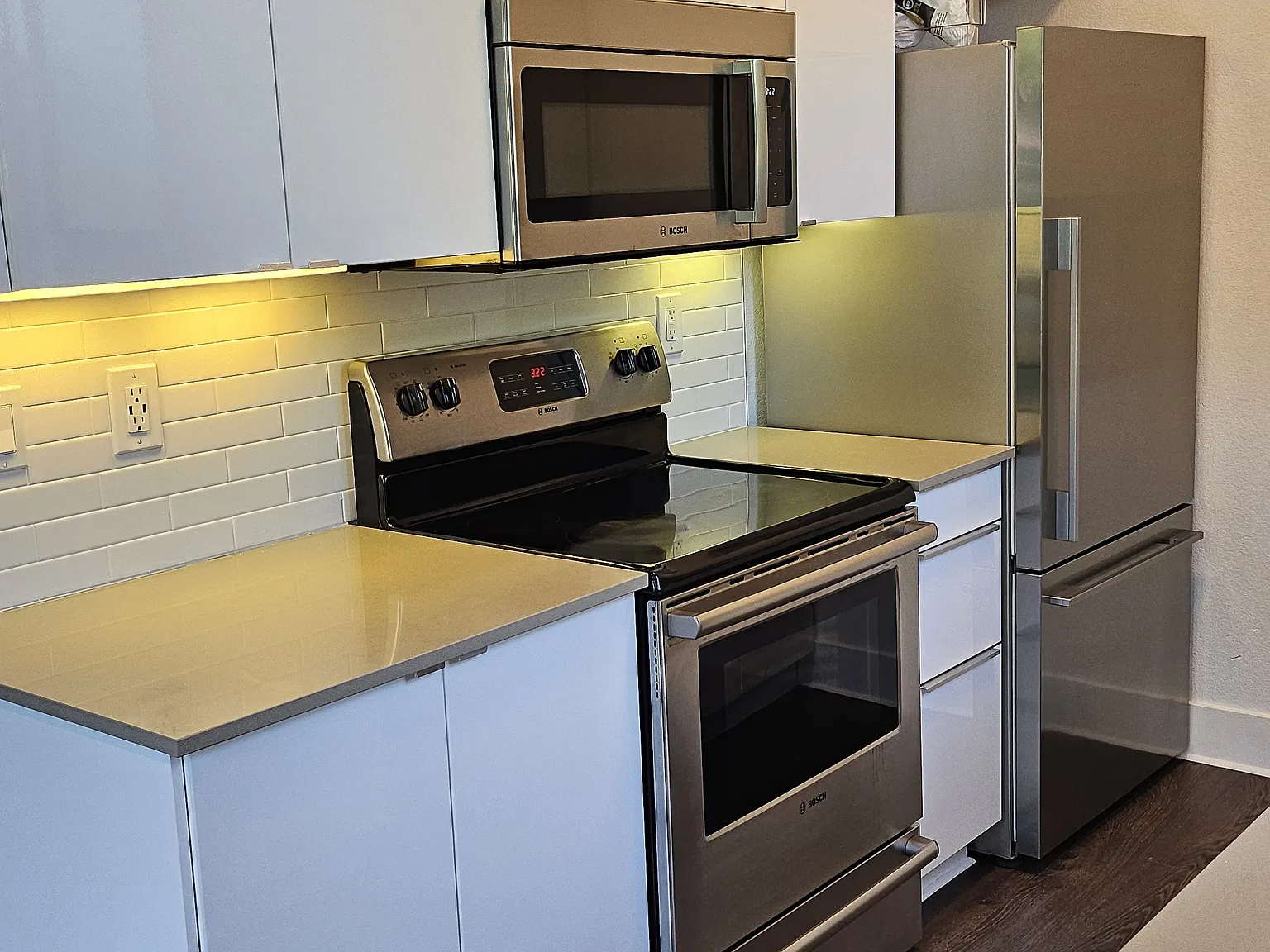 1 bed, 779 sqft, $2,700 — Photo 4