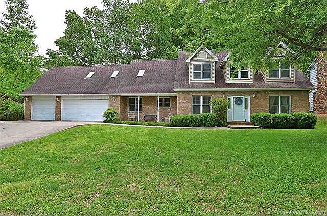 1st image of 3921 Carolewood Dr