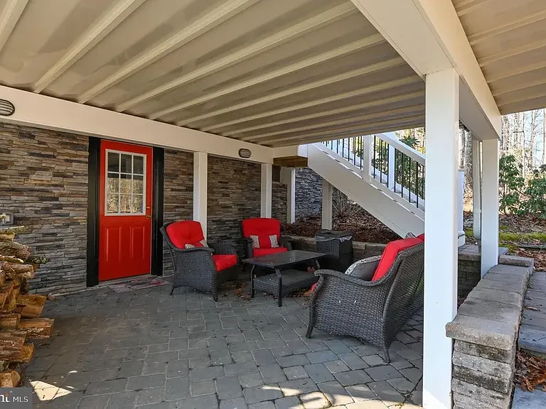 3160 Beards Point Rd #2 — Photo 3