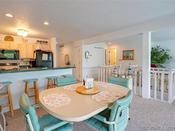 158 Regatta Bay Cir #2C, Lake Ozark, MO 65049