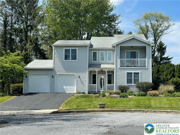 1324 Discus Cir, Whitehall, PA 18052