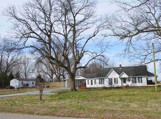 194 Johnson Grove Rd, Bells, TN 38006