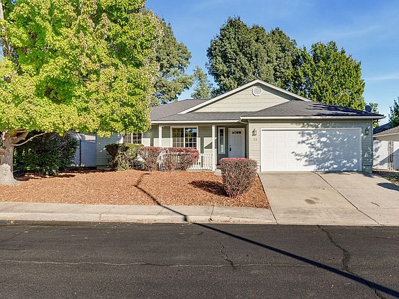 2nd image of 23 Devonwood Ct