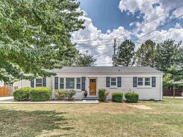 202 Avondale Dr, Franklin, TN 37064