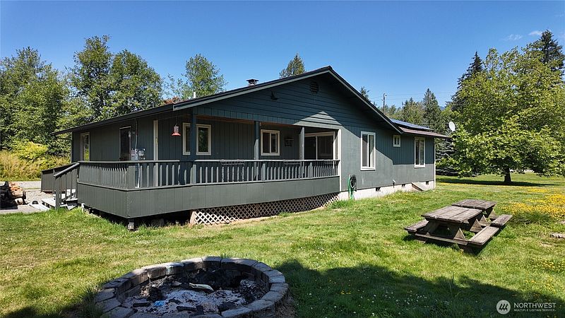 2nd image of 3046 Old Highway 99 North Road
