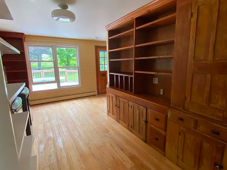 847 Grovenors Corners Rd — Photo 3