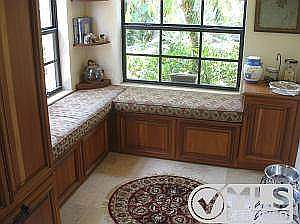 OFF KITCHEN SITTING AREA