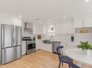 33 Dexter Ave, Sandwich, MA 02563