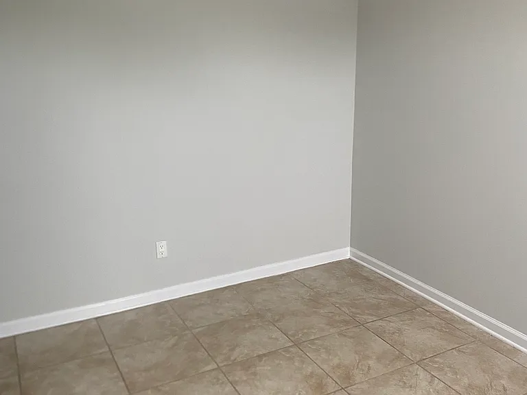 Kitchen Eat In Area