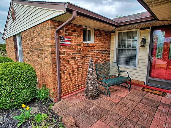 2nd image of 7650 Rainview Ct