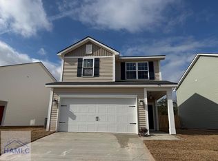 74 Juniper Dr, Hinesville, GA 31313