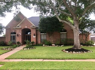 2107 Thompson Crossing Dr, Richmond, TX 77406