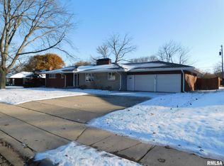 248 E Fernwood St, Morton, IL