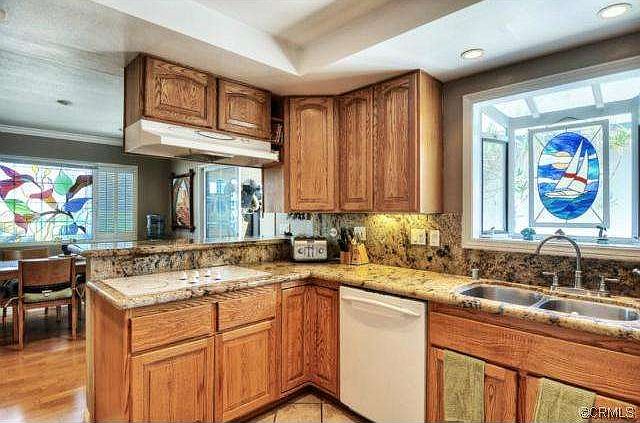 1st image of 1114 Valley Cir