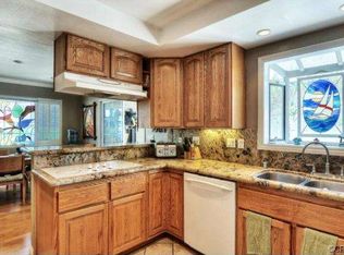 1114 Valley Cir, Costa Mesa, CA 92627