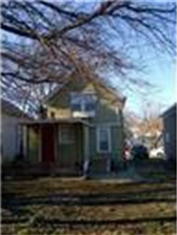 2nd image of 5211 Lyon Ave