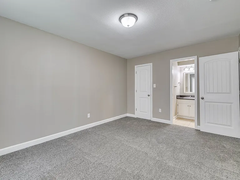 Wheeler Woods Apartments — Photo 9