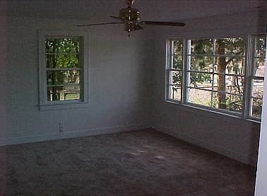 3rd image of 131 Fox Dr