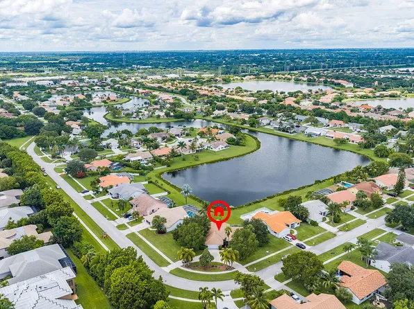 10884 Paso Fino Drive, Wellington, FL 33449