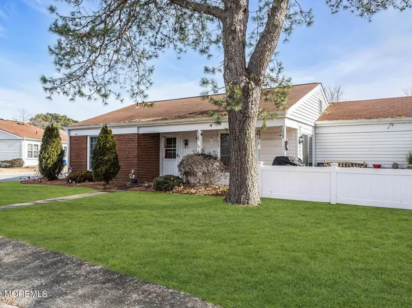 467A Chelsea Court, Manchester, NJ 08759