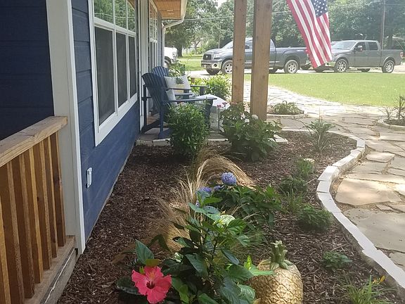 5th image of 2906 N Shore Dr